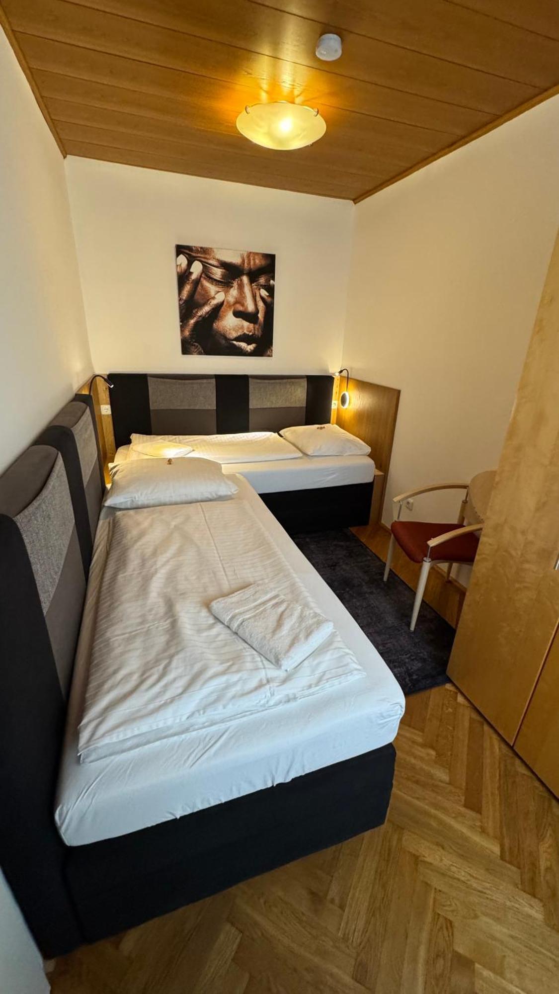 Guesthouse Mozart - Apartment House Salzburgo Exterior foto