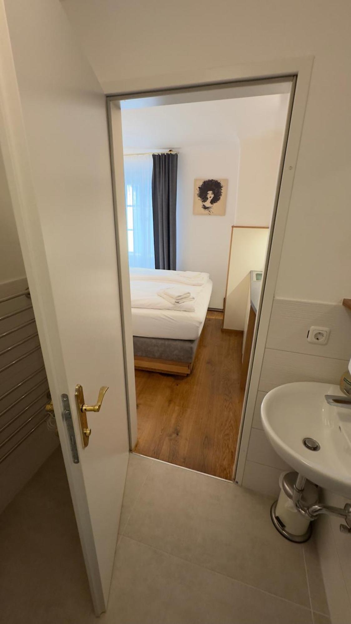 Guesthouse Mozart - Apartment House Salzburgo Exterior foto